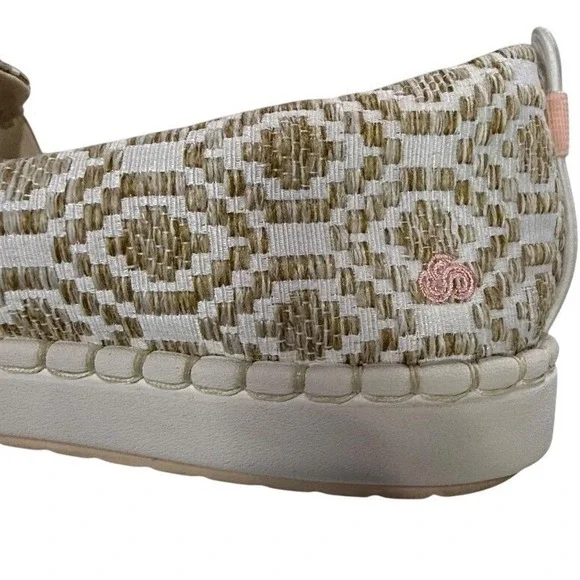 Clarks Cloudsteppers Women's Size 8 Step Glow Slip On Shoes Beige Gold Pattern - Picture 4 of 8